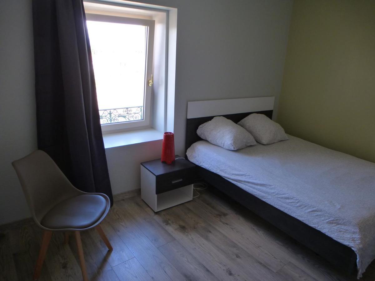 Grand Studio Et Jolies Chambres A Louer Passins Exterior foto